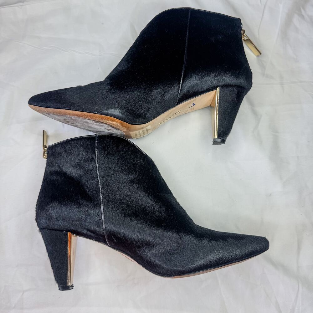 Louise et Cie Black Genuine Calf Hair Pointed Toe Gold Back Zip Ankle Boots 7M
